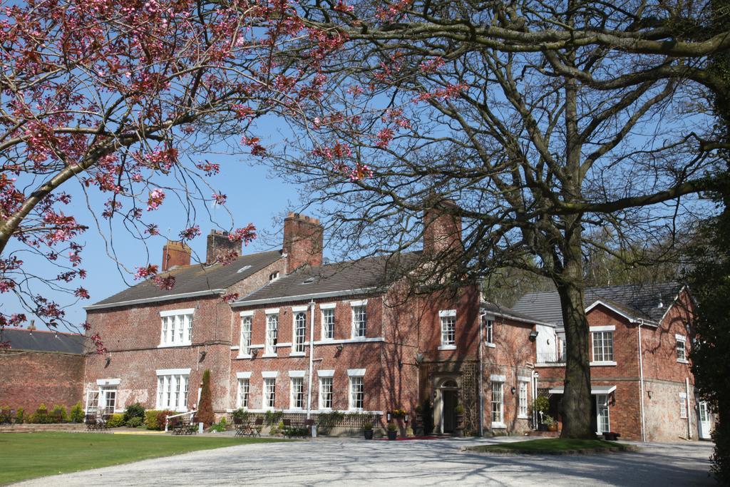 Singleton Lodge Country House Hotel Poulton-le-Fylde Exterior photo